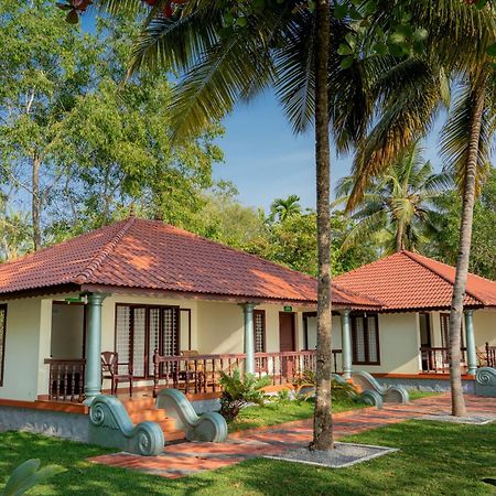 Dhathri Ayurveda Resort And Panchakarma Centre Kāyankulam Exterior photo